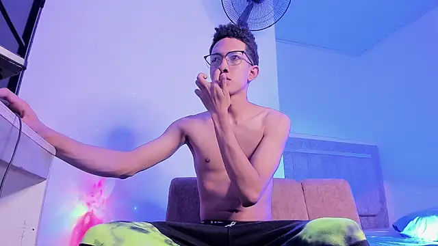 Cj davis  online show from September 15, 3:57 pm