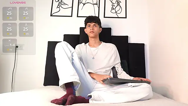 alexmark  online show from January 7, 1:16 pm