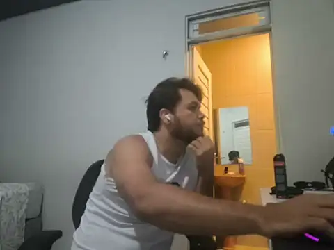 Miguelion2308 online show from January 14, 1:32 am