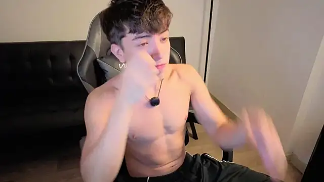 onlinenico online show from February 28, 8:41 pm