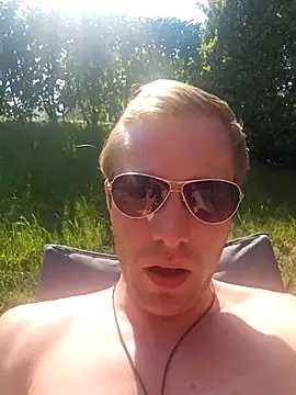 bigdick benxh online show from May 4, 1:24 pm
