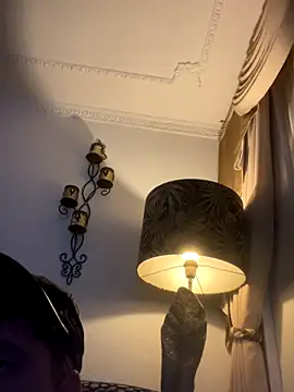 MrScrr online show from September 30, 9:51 pm