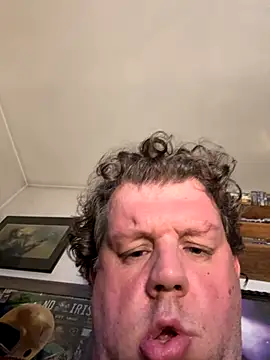 Stephanie1984 online show from October 2, 3:32 am