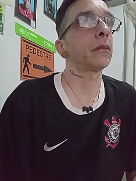 dinho carioca online show from November 19, 8:03 am