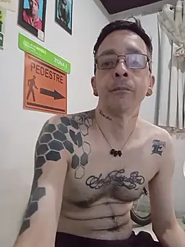 dinho carioca online show from December 3, 3:29 pm