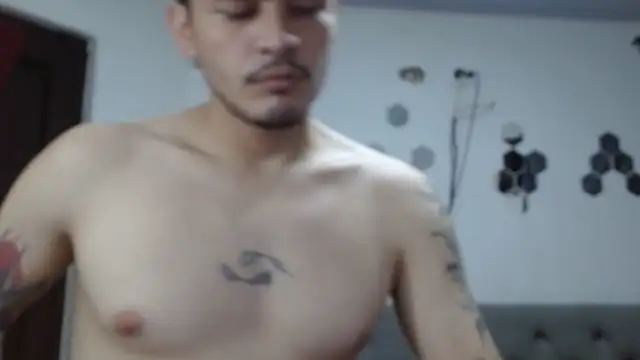 g0lden boss online show from December 20, 11:01 pm