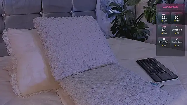 oliver mr  online show from March 17, 10:23 pm