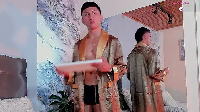 oliver mr  online show from January 31, 7:56 pm