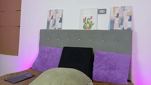  online show from June 21, 2:22 pm