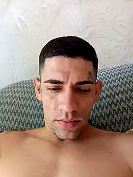 Snapshot of xirie98 chatting on September 10, 1:10 pm xirie98 online show from September 10, 1:10 pm