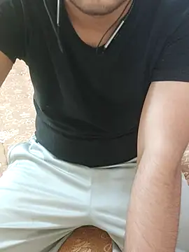 riyamore9623 online show from November 8, 7:11 am