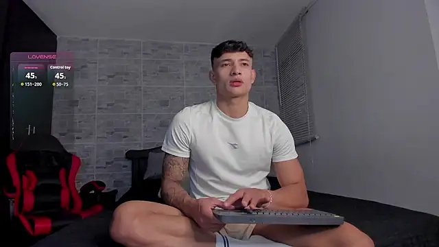 DavisFirb online show from February 3, 1:05 pm