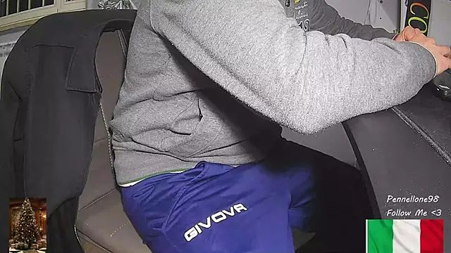 Pennellone98 online show from December 1, 4:43 pm