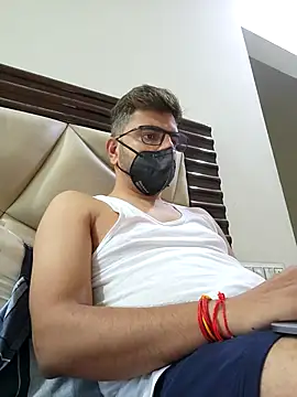 LoveGuruRA online show from October 8, 5:23 am