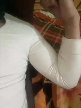 LOVE4GIRL online show from January 9, 6:02 pm