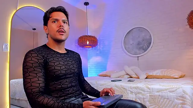 thiago mercer online show from November 4, 10:05 am