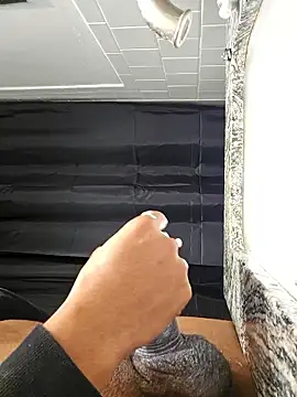 johntomm1422 online show from January 13, 9:08 pm