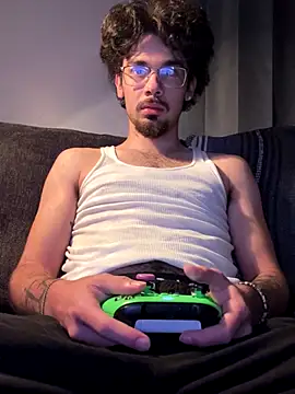 bigbrownpleasure online show from November 18, 3:21 am