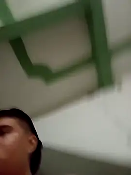 dywoo18 online show from February 14, 8:31 am