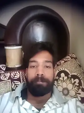 Snapshot of priyansh78584 chatting on October 22, 6:50 am priyansh78584 online show from October 22, 6:50 am