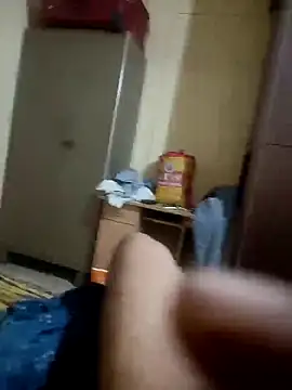 bobby3374 online show from April 19, 6:10 pm