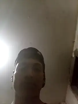 Bebicho14 online show from September 27, 3:59 am