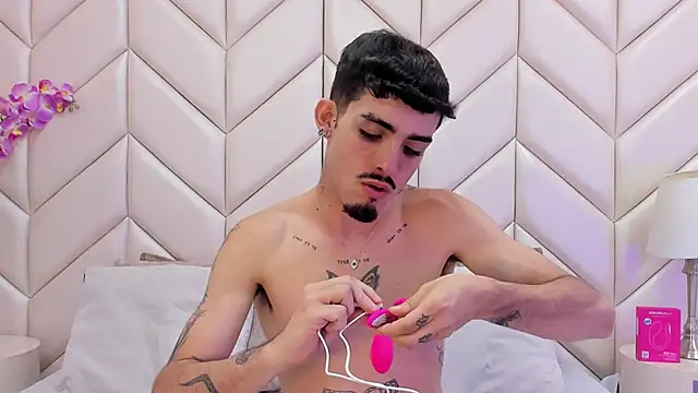 NikoStone  online show from September 21, 7:52 am