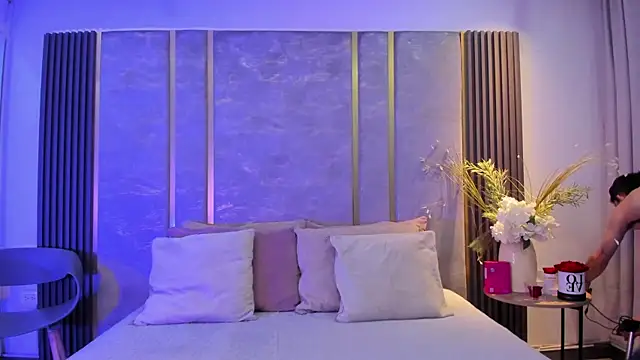 NikoStone  online show from September 23, 4:01 am