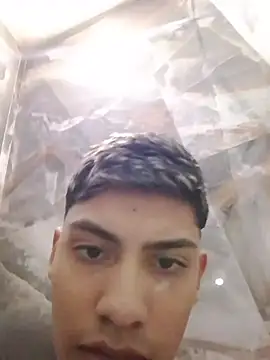 aispuro8505 online show from February 19, 7:05 am