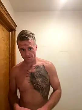 DILFiGuess11 online show from September 14, 2:24 am