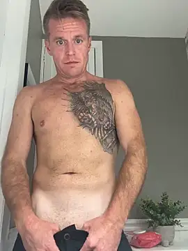 DILFiGuess11 online show from September 19, 5:30 am