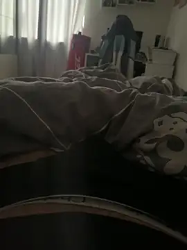 ekfjejwir online show from April 4, 8:22 am