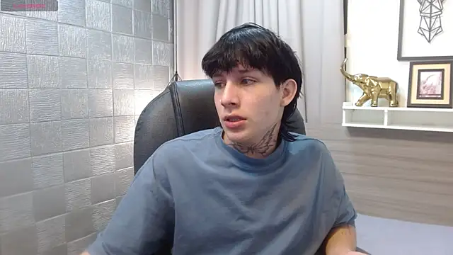 Iantwink18 online show from November 14, 3:31 am