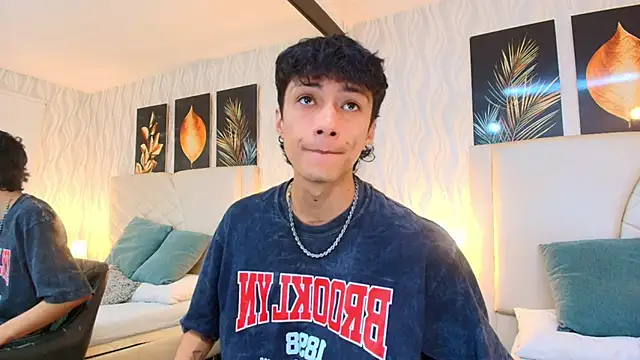 Lean Portman online show from April 20, 2:41 pm