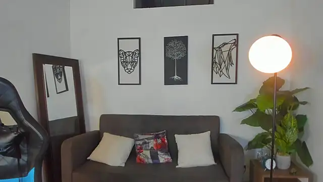 Justin kingX7 online show from March 7, 2:42 am