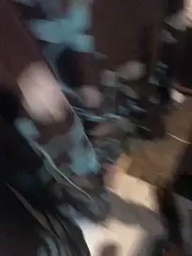 Madlabantu02 online show from April 13, 6:47 am