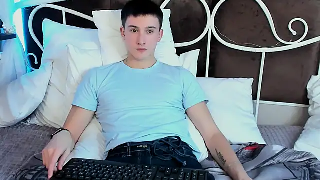 David  Diamond online show from November 30, 4:42 pm