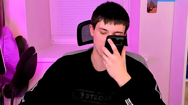 David  Diamond online show from January 14, 3:38 pm