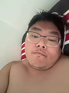 Kevinchung1 online show from July 27, 1:29 pm