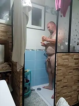 Snapshot of JPB052 chatting on September 10, 6:39 pm JPB052 online show from September 10, 6:39 pm