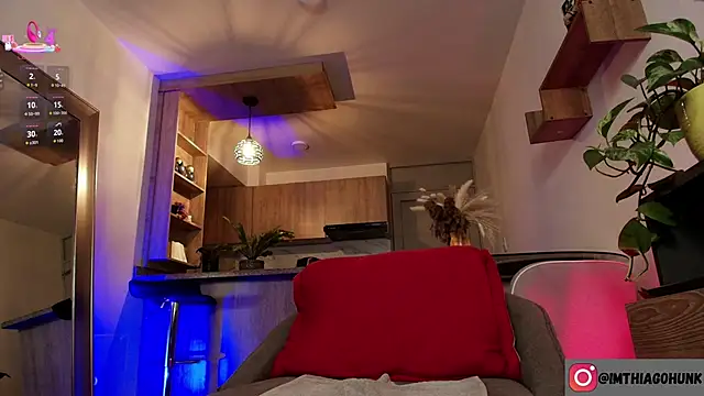 ThiagoHunk online show from October 16, 5:15 am