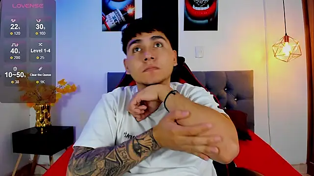 Nicolas James Sc online show from October 9, 2:11 pm