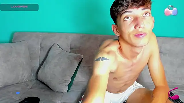 Maikol Ortiz online show from September 19, 1:44 pm