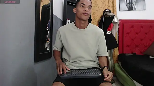 David s3xy online show from September 20, 5:24 pm