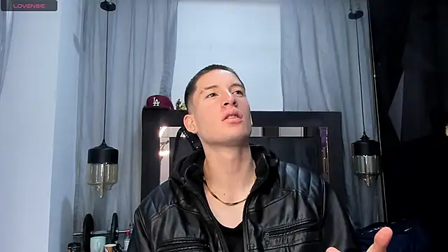 HunterHeat  online show from April 20, 12:19 pm