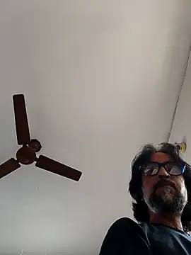 Snapshot of malhotra21 chatting on October 8, 11:03 am malhotra21 online show from October 8, 11:03 am