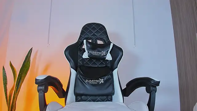 Jhors Silv online show from October 21, 2:14 am