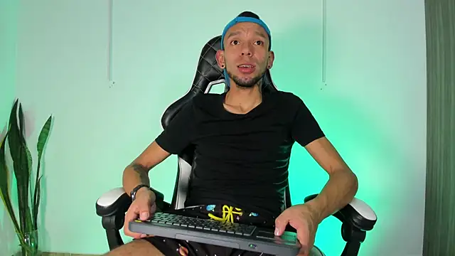 Jhors Silv online show from October 12, 11:54 pm