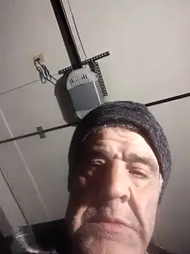 orcajaws52 online show from January 2, 6:45 pm