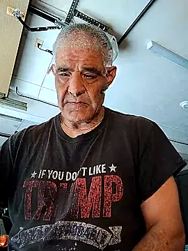 orcajaws52 online show from September 9, 2:27 pm